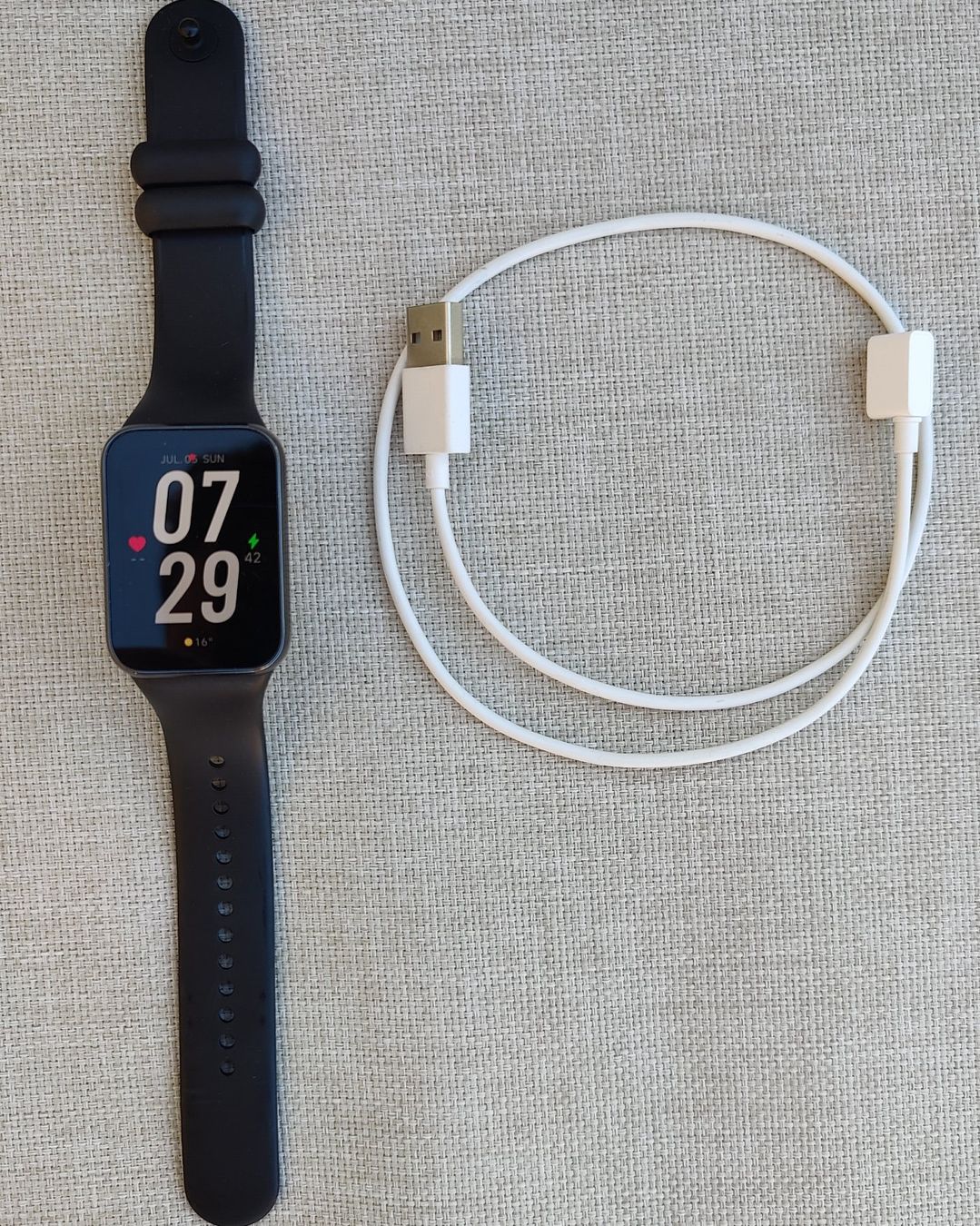 Xiaomi Smartwatch: Xiaomi Smart Band 8 Pro Schwarz + Ladekabel – Usato da Zürich venduto da j00e 1
