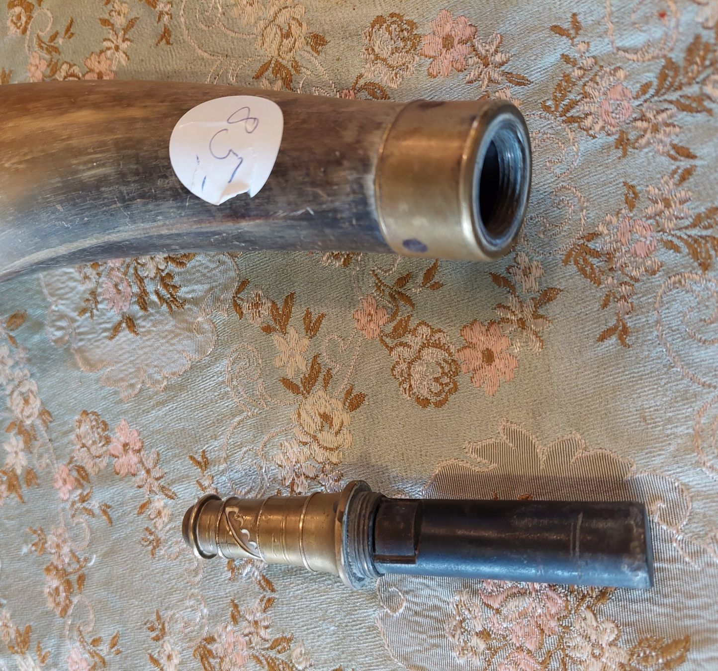 Contenitori & Simili: Antikes Pulverhorn – Usato da Siblingen venduto da rantiques 1