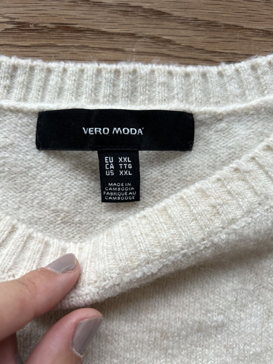 Pulls & Sweat-shirts: Vero Moda Pullover Grösse XXL – D'occasion à Lachen SZ par rah_c6qj 1