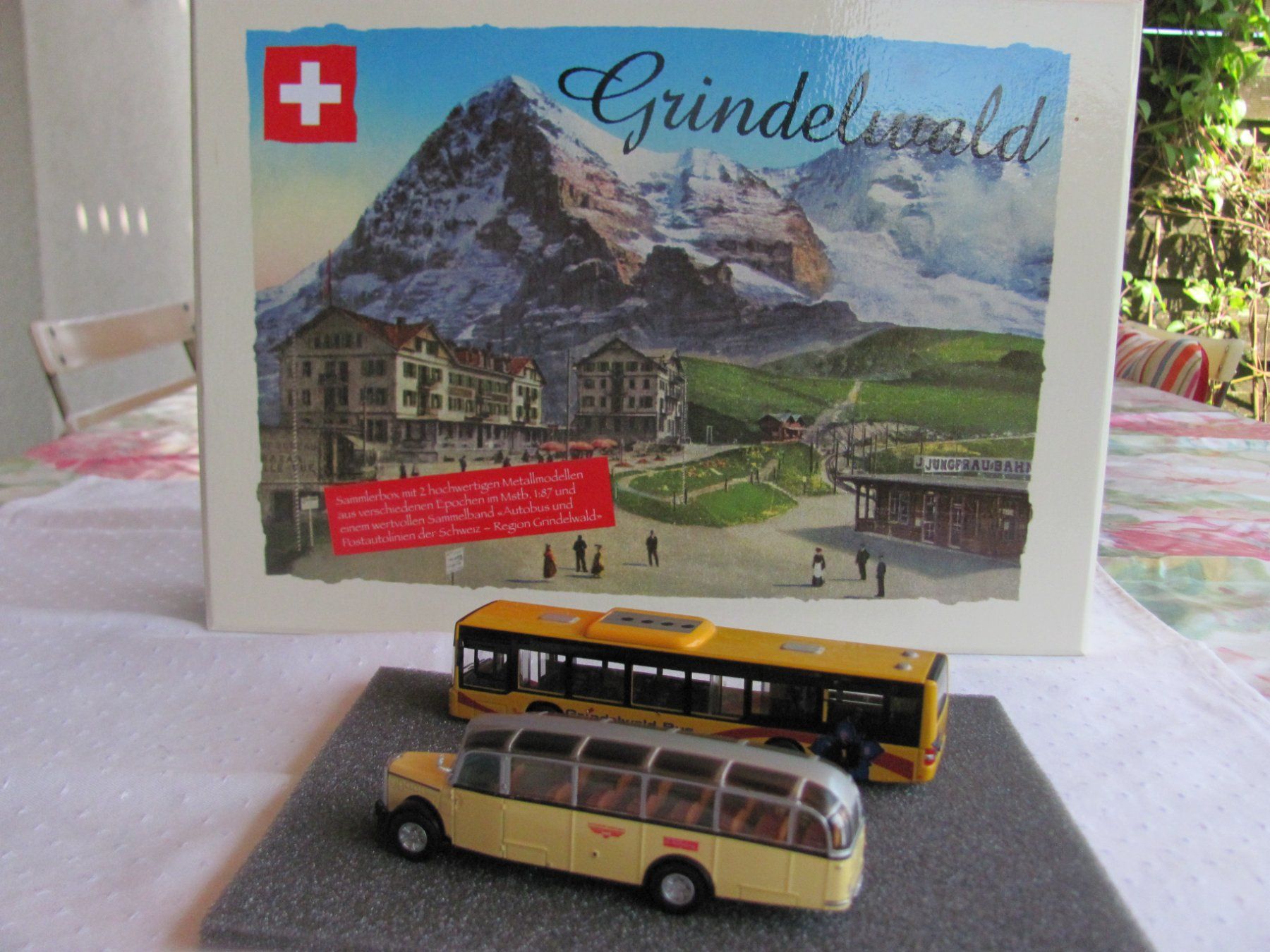 Modellini d'auto: Modellbusse Grindelwald mit Geschenkbox u. schönem Prospekt – Nuovo e nell'imballaggio originale da Bellach venduto da spiegel4562 4