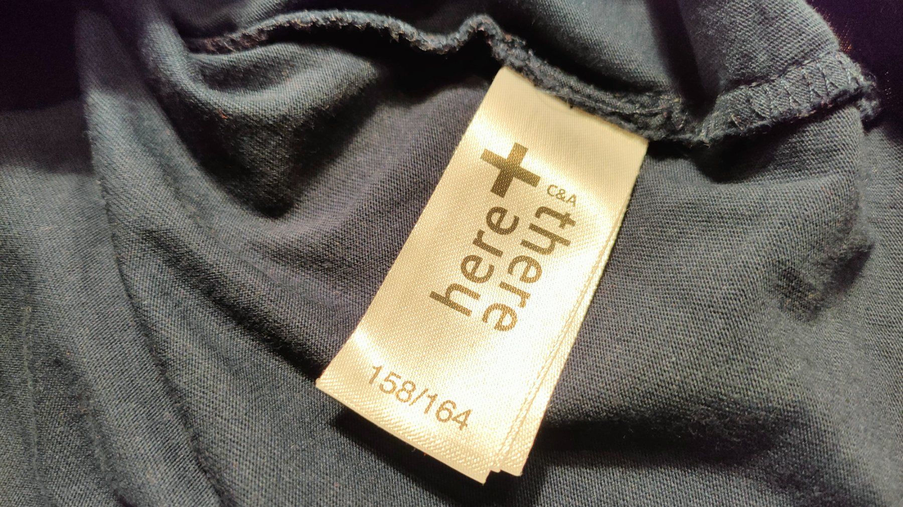 C&A Maglioni & Felpe: Langarmshirt dunkelblau 158/164 – Usato da Villmergen venduto da toptip1970 5