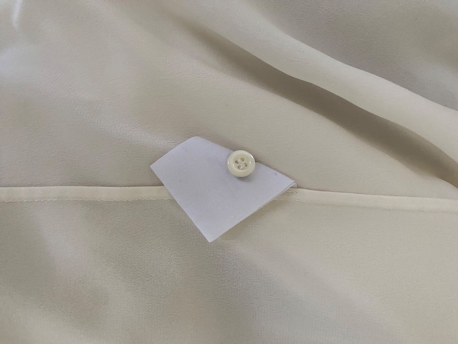 Vanessa Bruno Camicette: Seidenbluse, Vanessa Bruno, Grösse EU 36, FR 38 – Nuovo (secondo la descrizione) da Bern venduto da L.I.A. 4