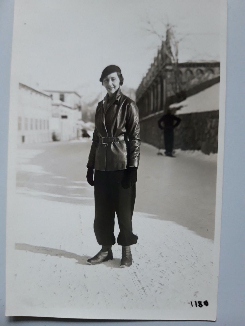Cartes postales: Frau, Portrait, St. Moritz, Mode – D'occasion à Sargans par nicsam1815