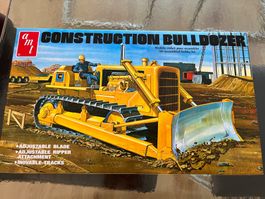 AMT 1:25 Bulldozer