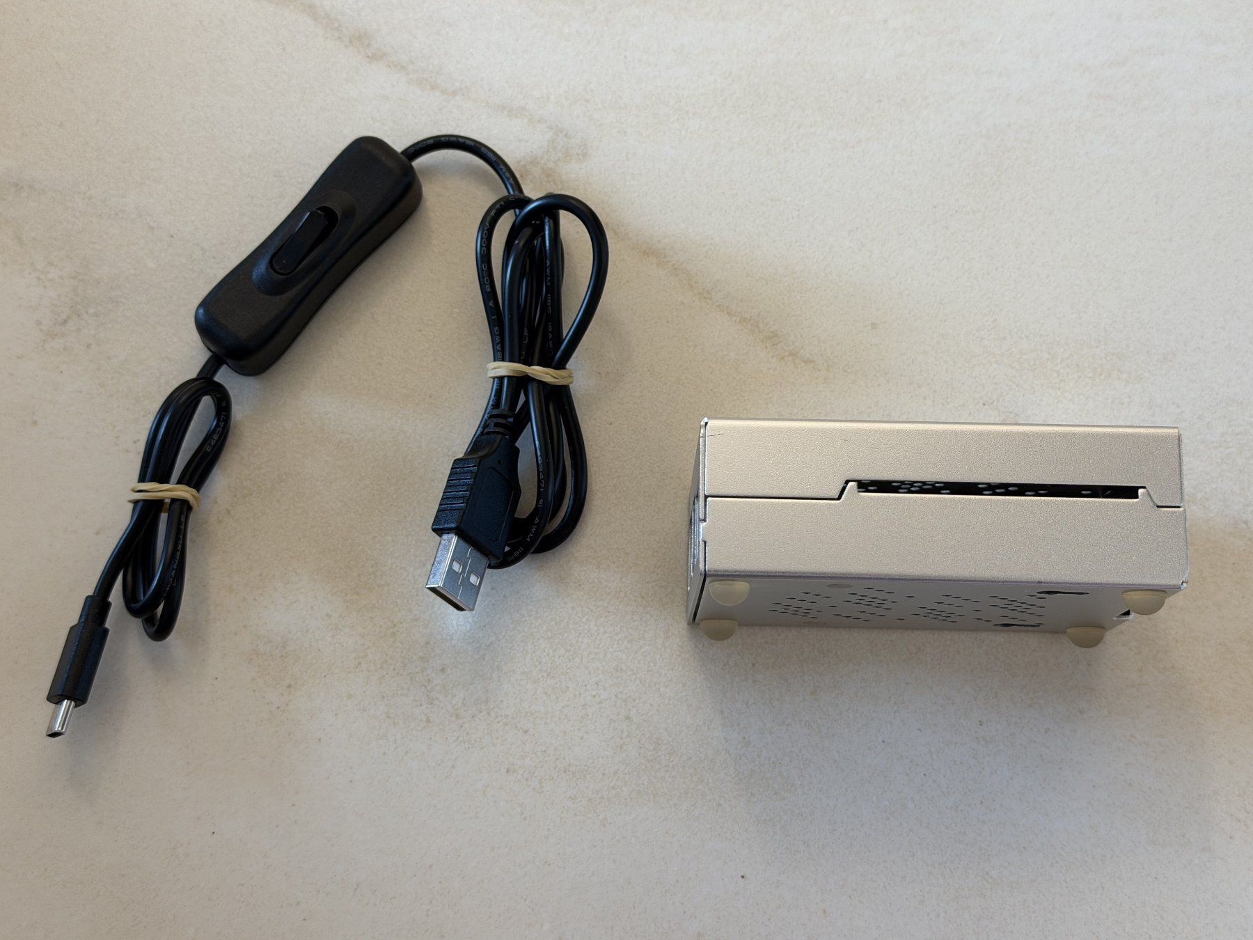 PC: radxa ROCK 4C+ | 4 GB RAM | Linux Mini-Server | Metallgehäus – Usato da Glarus venduto da walkerit 7