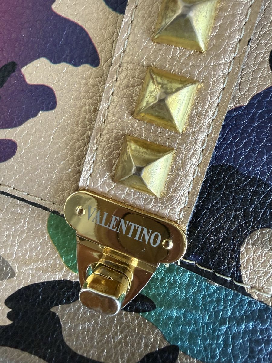Valentino Taschen für Damen: Spezielle Clutch/Tasche – Gebraucht aus Sirnach von sirni 6