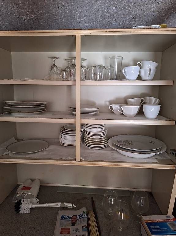 Cucine complete: Geschierr alles Top zustand – Usato da Kaisten venduto da Naef3 2