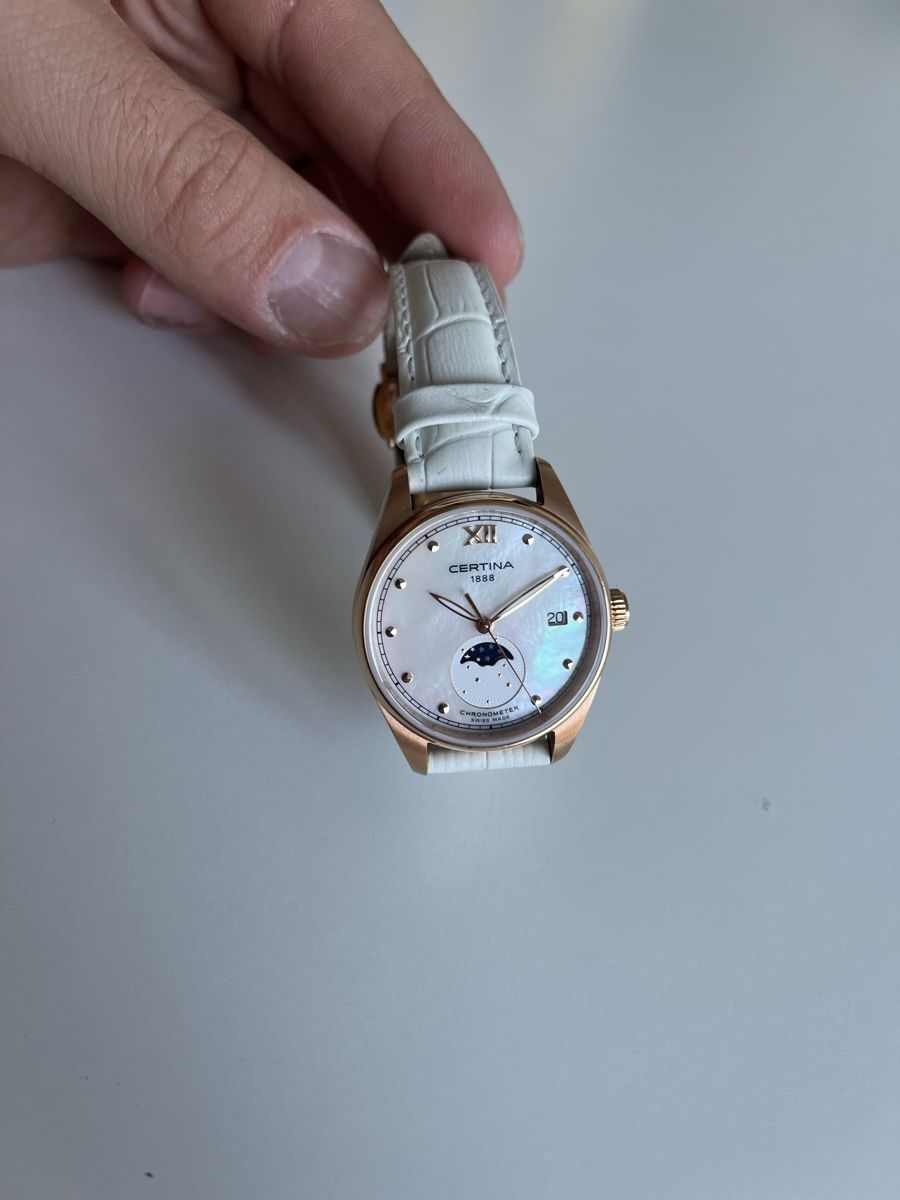 Certina Orologi: Certina DS-8 COSC Moon Phase Lady – Nuovo (secondo la descrizione) da Biel/Bienne venduto da timohaenzi