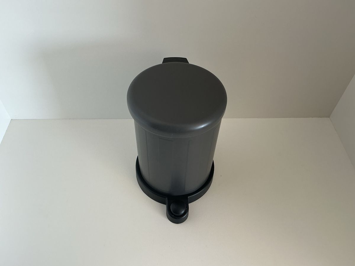 Poubelles: Poubelle  – Neuf (Voir description) à Glion par WichtMarie