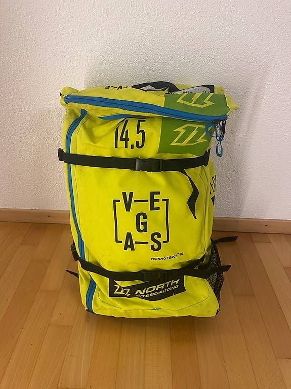 Kite: North / Duotone Kitesurf Set – D'occasion à Pfäffikon SZ par PDW26 2