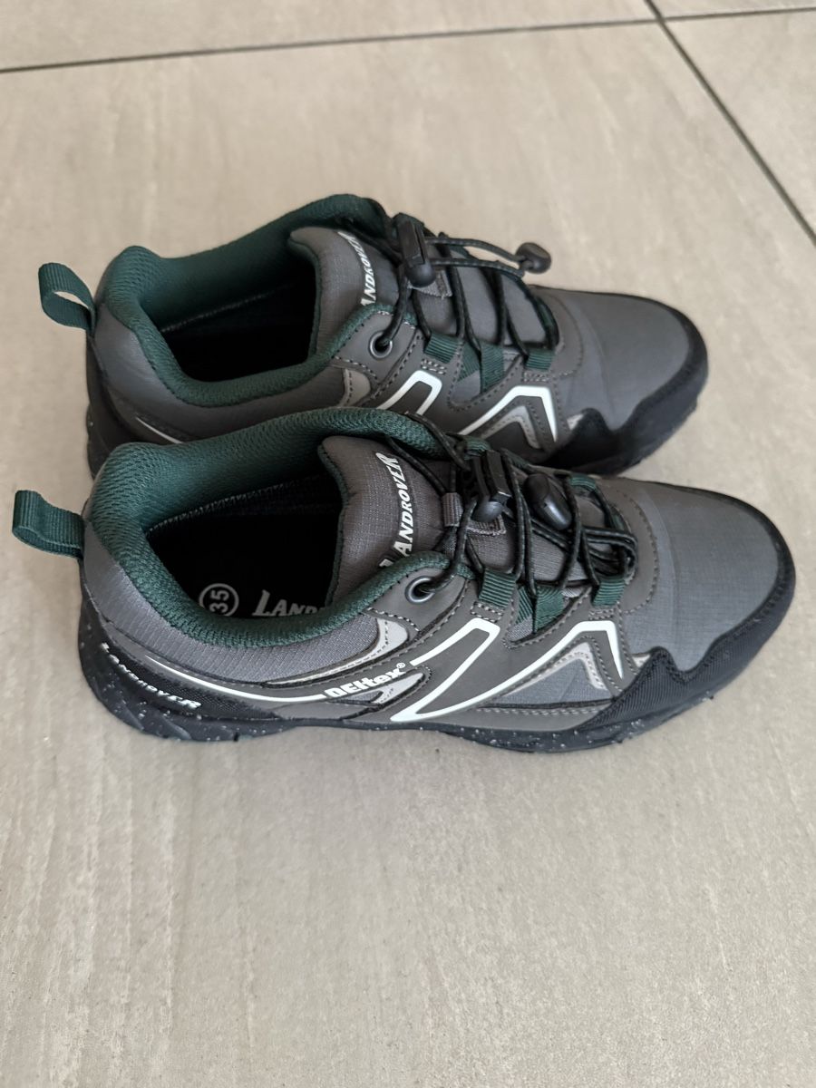 Scarpe per ragazzi: Chaussures tracking – Usato da Collombey venduto da carlosgomes85