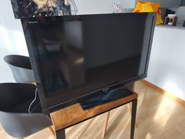 Fernseher Sony Bravia KDL-40EX711 40 Zoll gebraucht