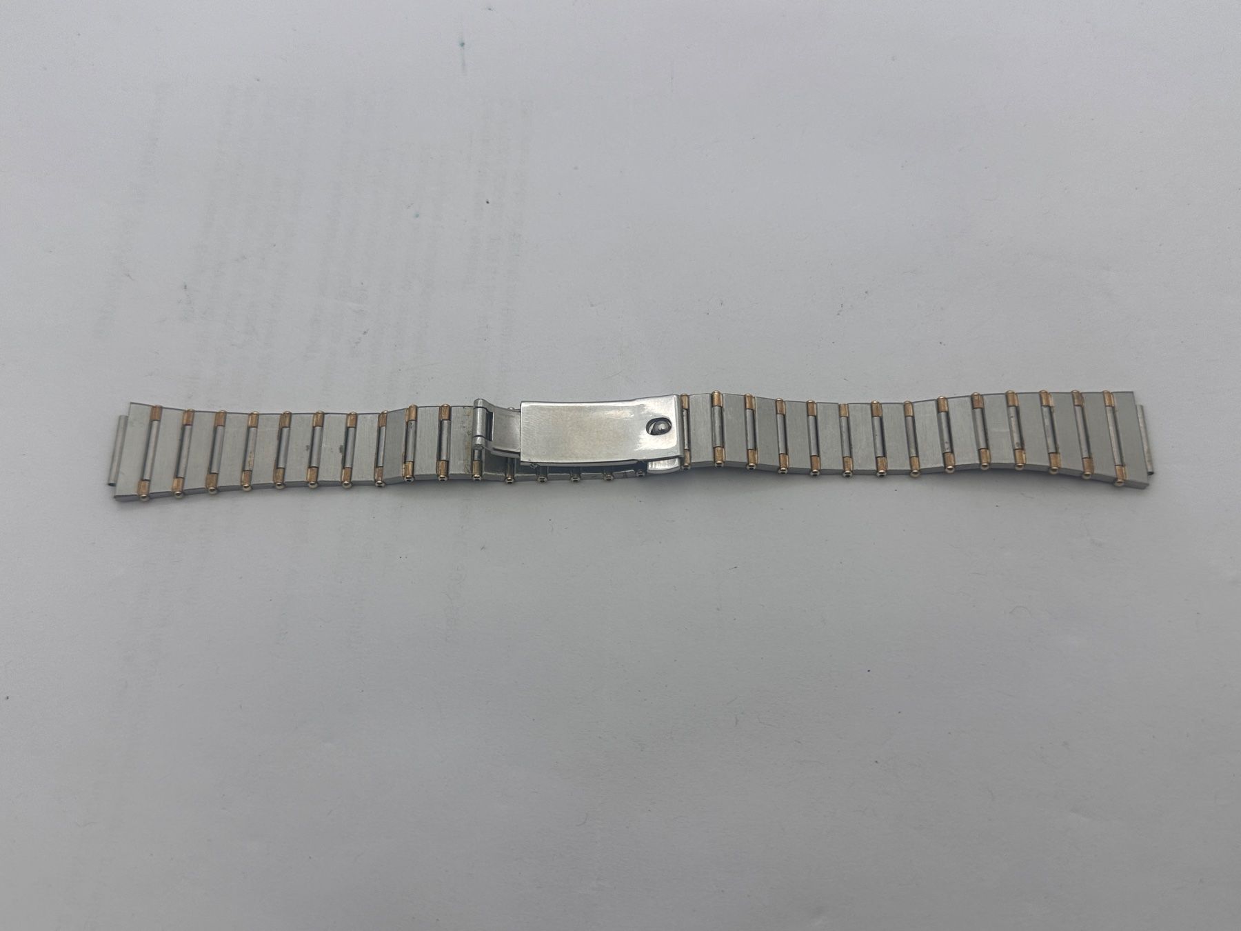 Omega Orologi: Omega Band Referenz: 6051/081 – Usato da Brüttisellen venduto da AlphaOmega05 1