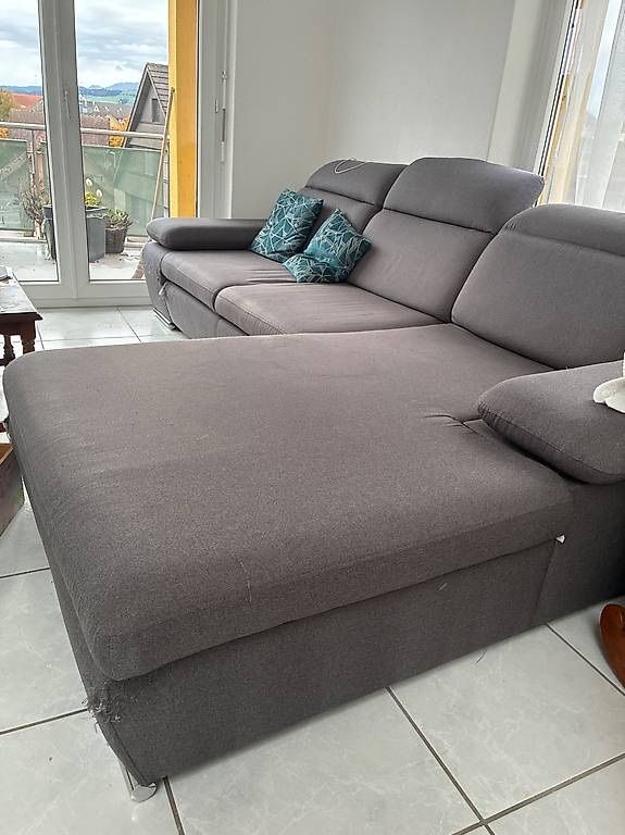 Divani: Ecksofa Dunkelgrau zu verschenken – Difettoso da Eschenbach LU venduto da Fabio_1 1