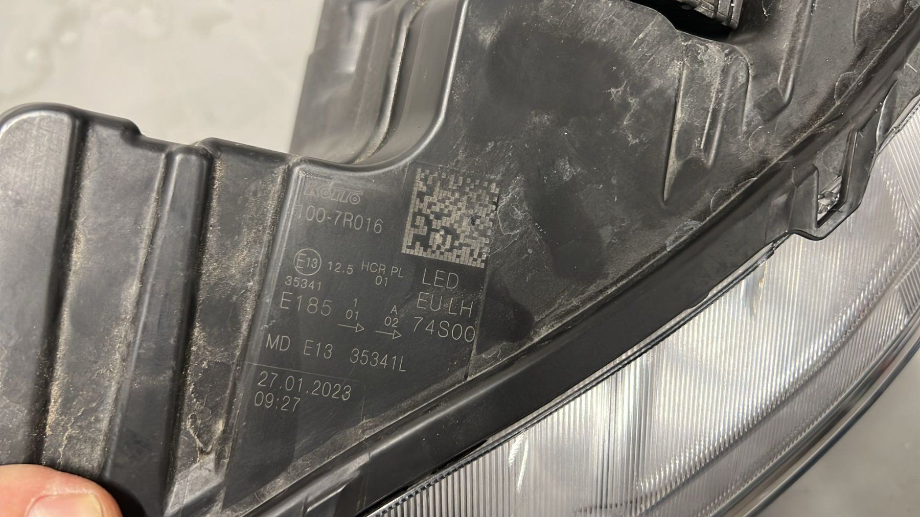 Fari: Scheinwerfer Suzuki Vitara – Usato da Bilten venduto da Porsche037 3