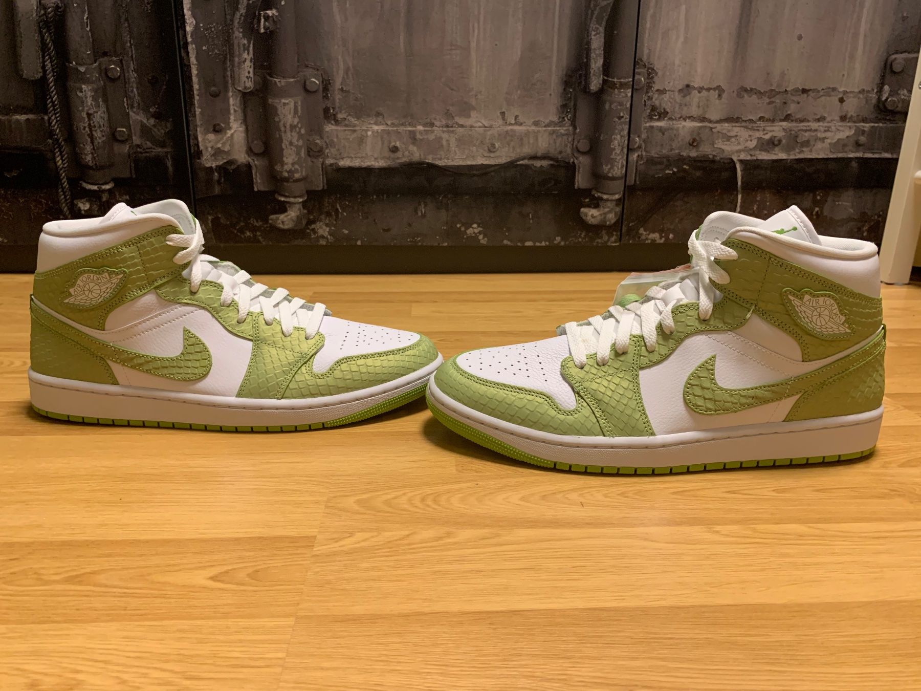 Jordan Scarpe da uomo: Air Jordan 1 (WWMS) – Nuovo (secondo la descrizione) da Wettingen venduto da Airjordan 4