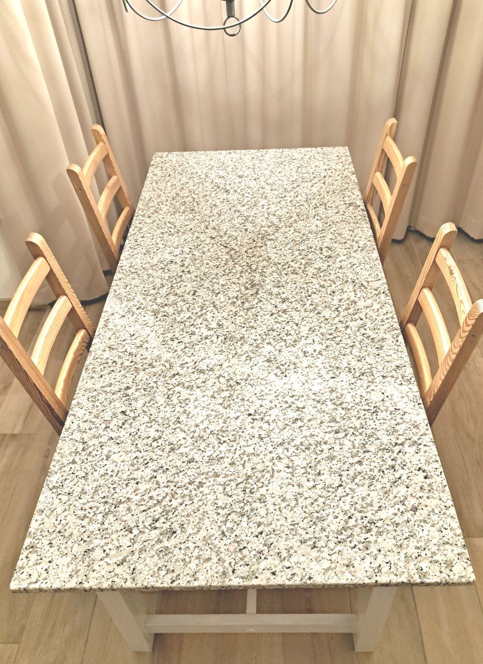 Tische: Stein - Tischplatte Granit "Sardo Bianco" 185 x 85 cm – Neu (gemäss Beschreibung) aus Niederhasli von Mhew