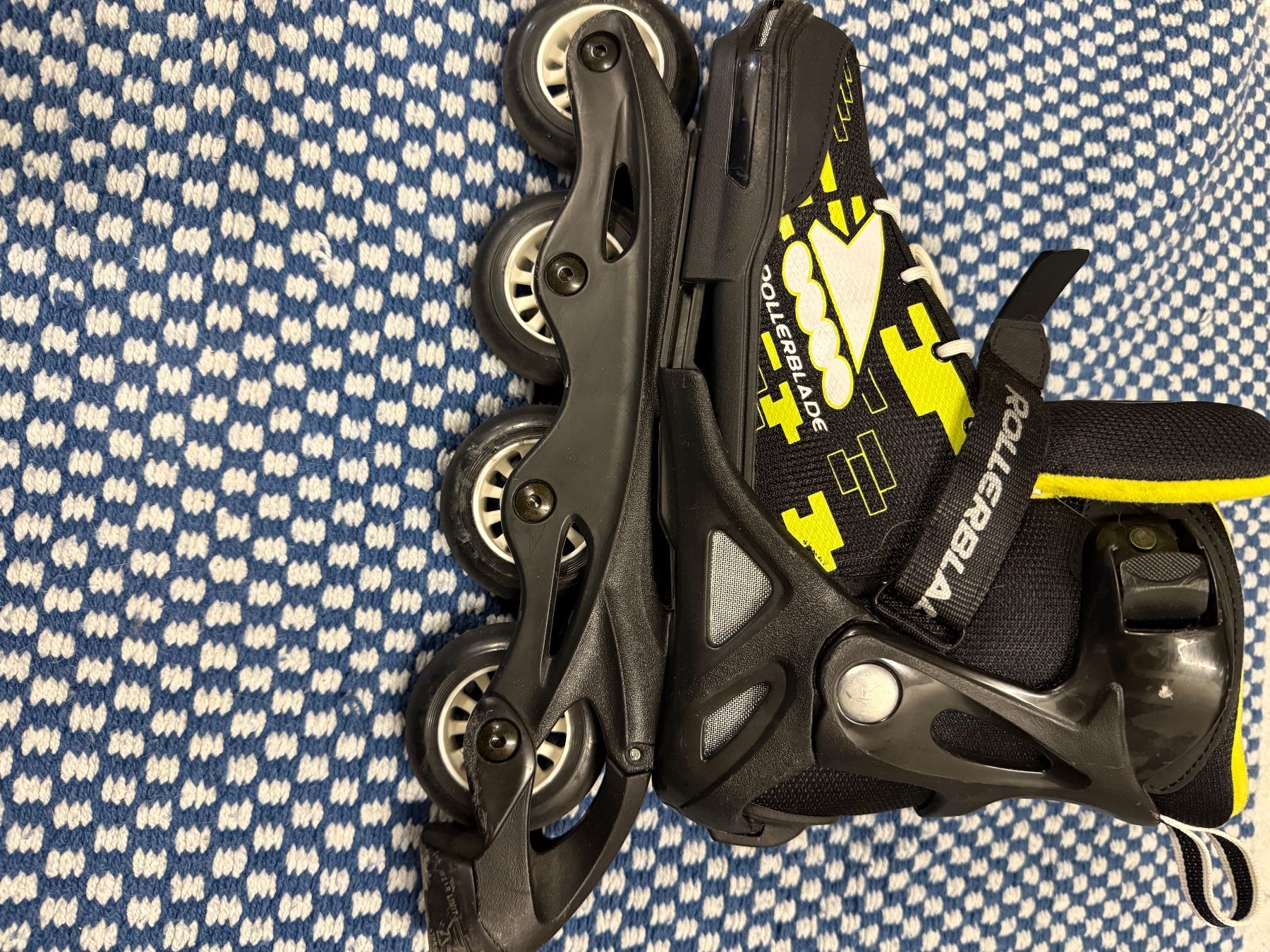 Patins à roul. & inline: Rollerblade Inline Skates, Guter zustand – D'occasion à Schübelbach par OJM 2
