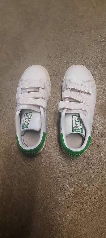 Adidas Scarpe da uomo: Scarpe Adidas 33.5 – Usato da Tesserete venduto da bab_7ztk