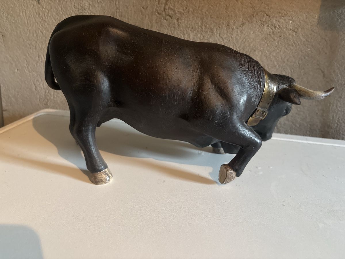 Figuren: 2 kämpfende Eringerkuhfiguren – Gebraucht aus St. Niklaus VS von Furr3521 2