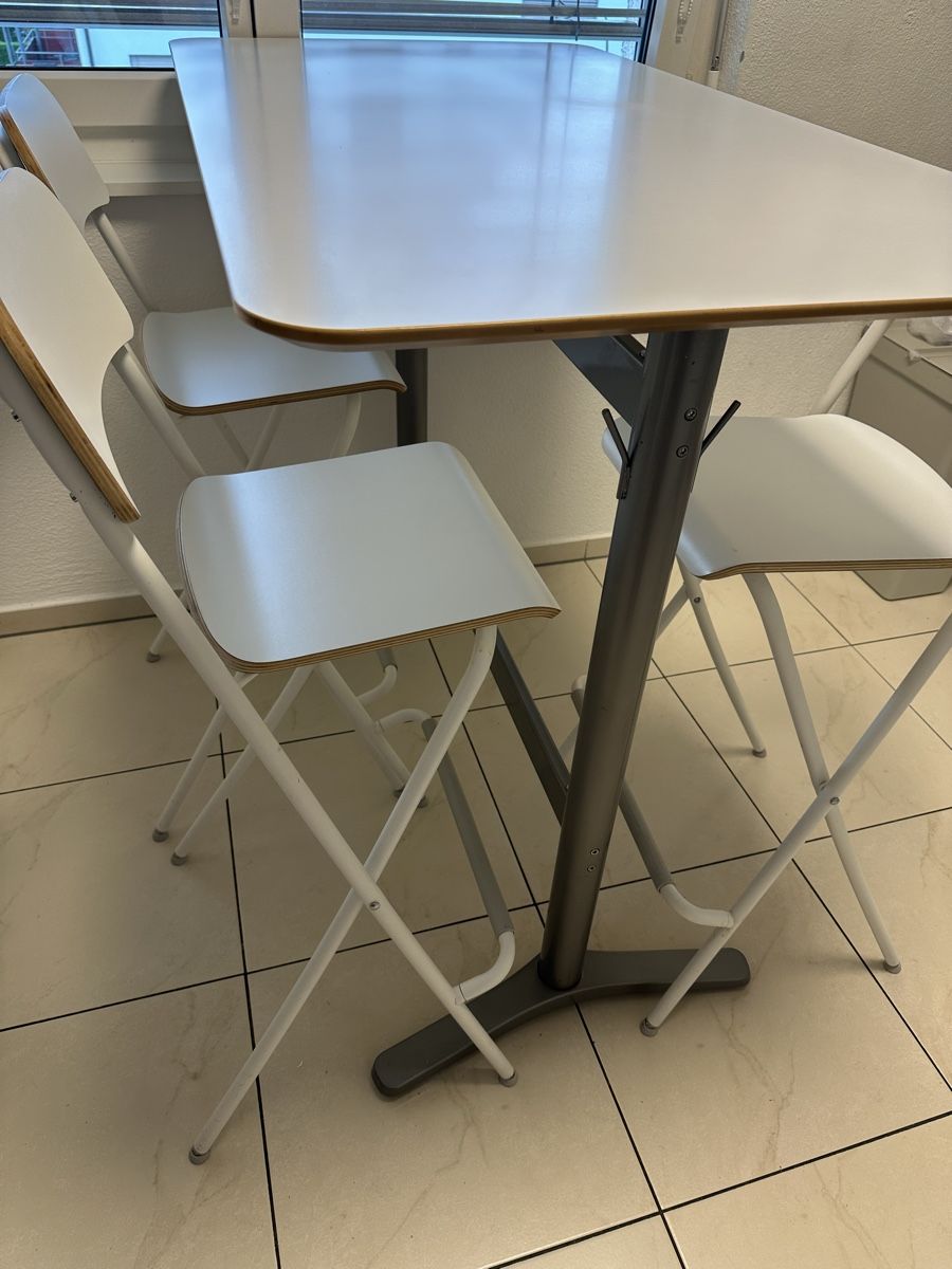 Ikea Set de table et chaises: Ikea Bar Tisch + 3 Bar Stühle ( oder 4 ) – D'occasion à Dielsdorf par CH_SHOPPING 2