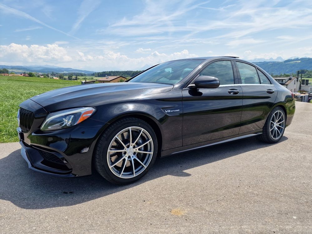 Mercedes-Benz C63 AMG