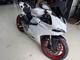 Ducati Panigale 899