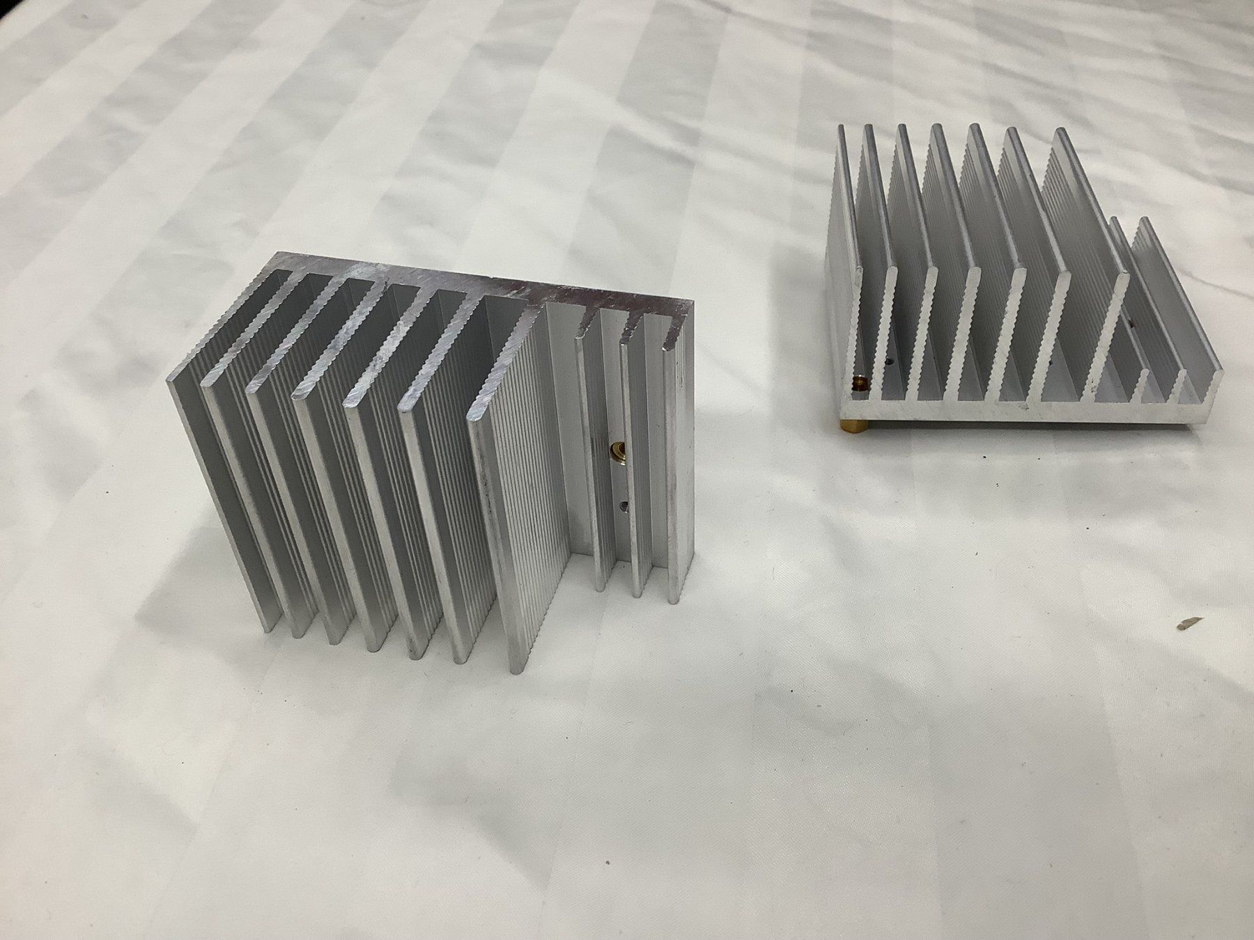 Componenti elettronici: KÜHLKÖRPER ALUMINIUM – Usato da Glarus venduto da Mdelphi 8