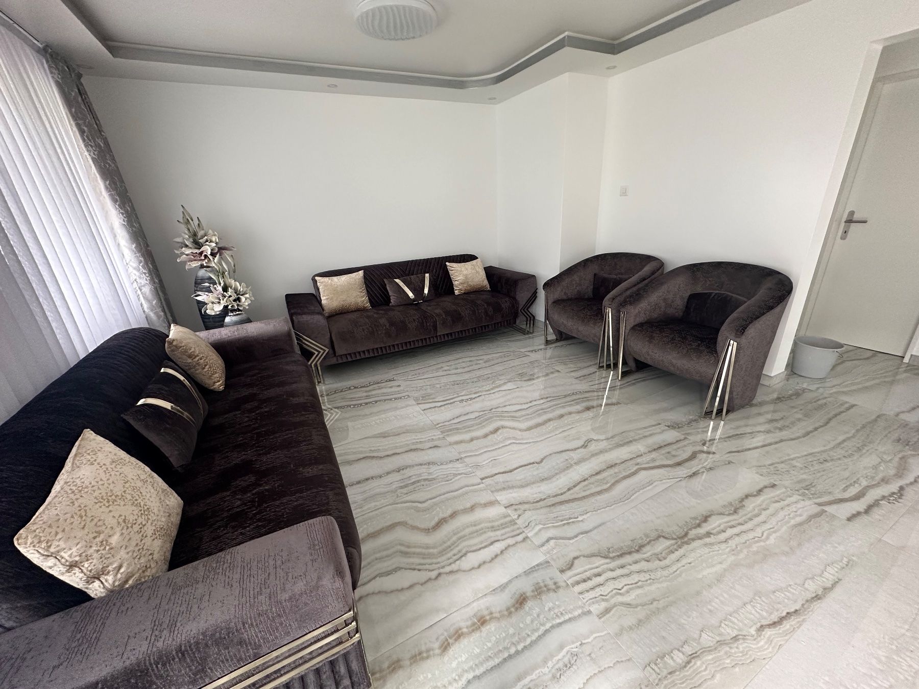 Divani: Sofa Luxe SUPER PRIX !!! – Nuovo e nell'imballaggio originale da Orpund venduto da dizi.98 1