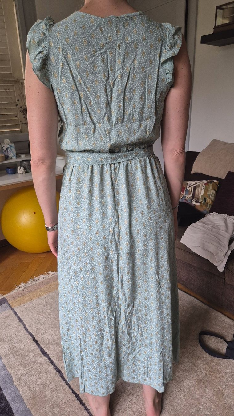 Robes: Robe fleurie taille M – D'occasion à geneve par vinc_bob 1