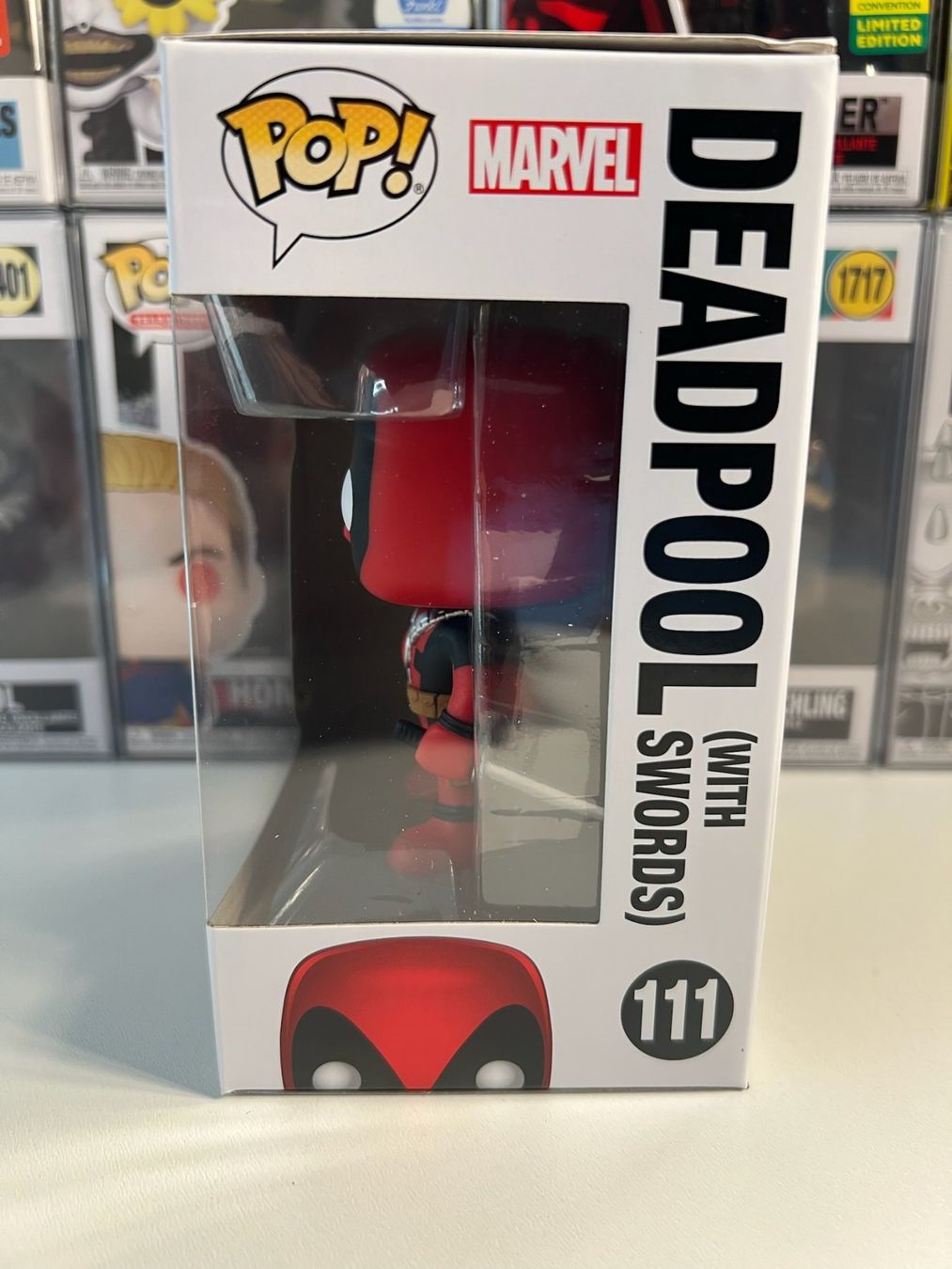 Funko Statuette: Funko POP! Plus Deadpool - Deadpool (Two Swords) (X-Force) – Nuovo e nell'imballaggio originale da Le Mouret venduto da perfectbijou 3