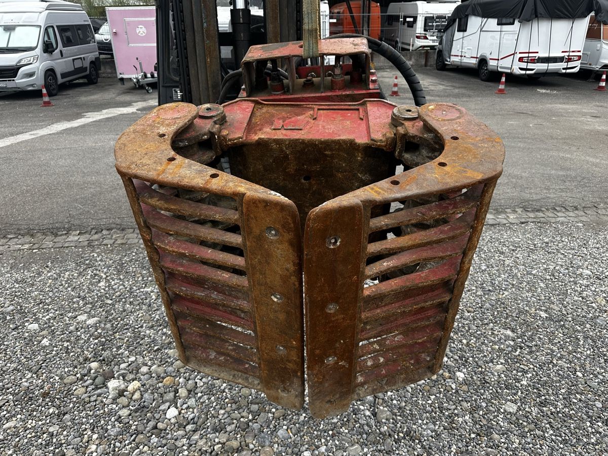 Escavatori: Bagger Greifer – Usato da Döttingen venduto da inf_x725 1