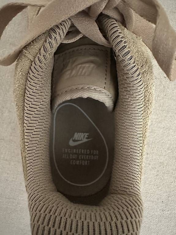 Nike Scarpe da donna: Nike Air Force 1 aus Wildleder "Mushroom " – Usato da Hergiswil NW venduto da Karbi22 3