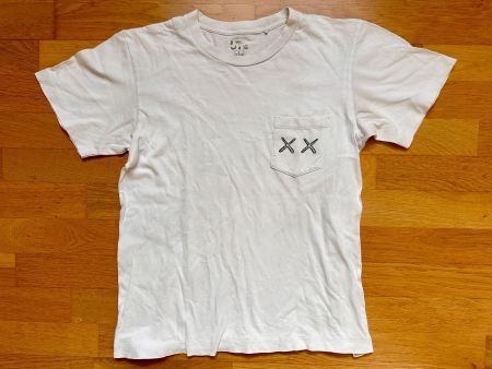 Kaws x Uniqlo UT Chum XX Pocket Tee T-Shirt Weiss S 2016