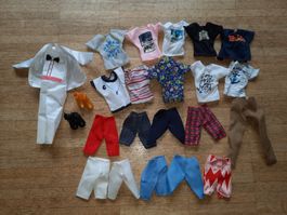 Neues 24-teiliges Kleiderset für KEN (von Barbie)