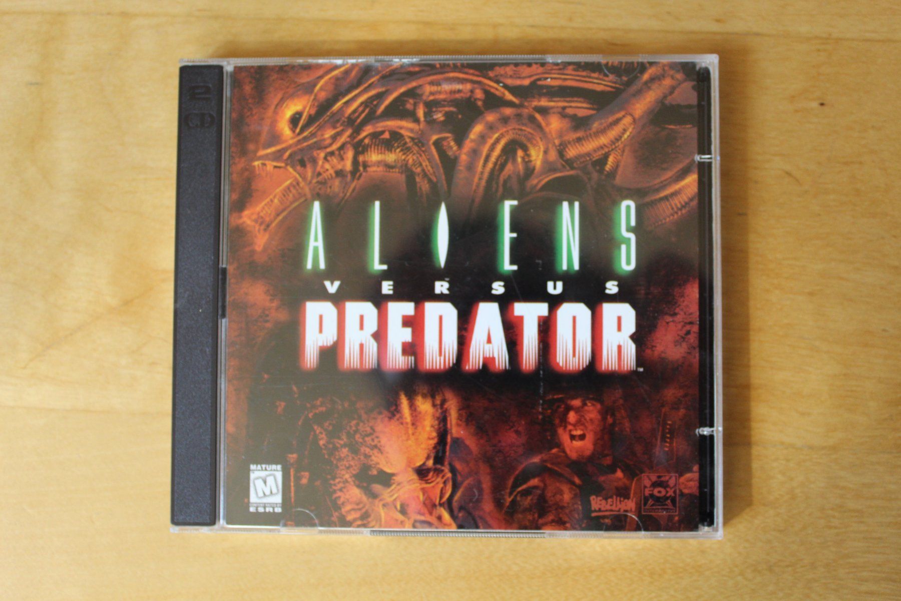 Spiele: Aliens VS Predator PC CD-ROM Big Box Edition US Version – Gebraucht aus Saignelégier von Chocobarde 8