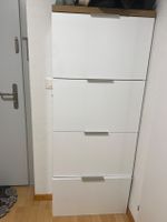 Schuhe Schrank