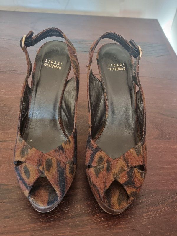 Stuart Weitzman Scarpe da donna: STUART WEITZMAN High Heels Plateau Gr 8 / 38.5 – Usato da Basel venduto da Mamaree 3