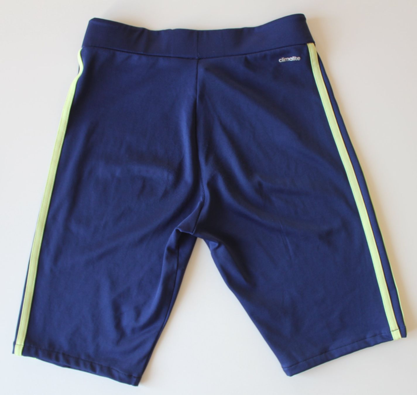 Adidas Pantaloni: Short Adidas  t. 164 – Usato da Peseux venduto da Gilloss 2