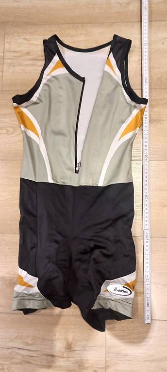 Canottiere & Pantaloni: Velodress Löffler  – Usato da Schänis venduto da he80 2