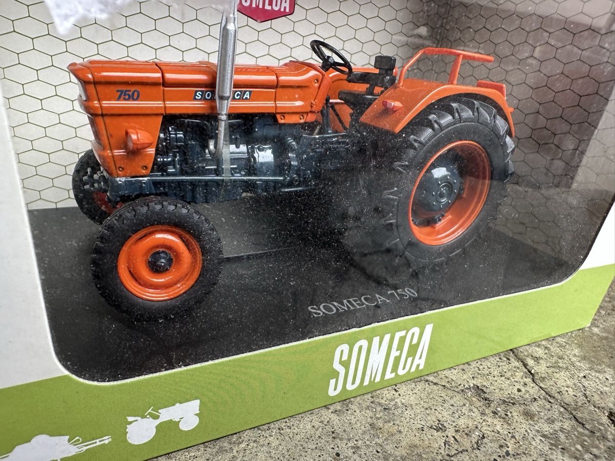 Kit di modellismo & Modellini statici: Someca 750 Traktor Diesel Schlepper  – Nuovo (secondo la descrizione) da Reinach AG venduto da rares75
