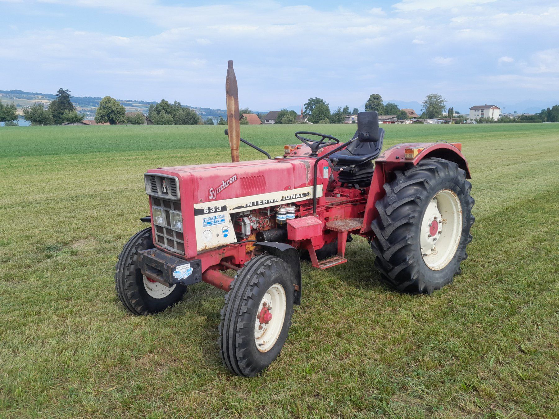 IHC Tracteurs: Traktor IHC 633 – D'occasion à Oberkirch LU par terratrac120