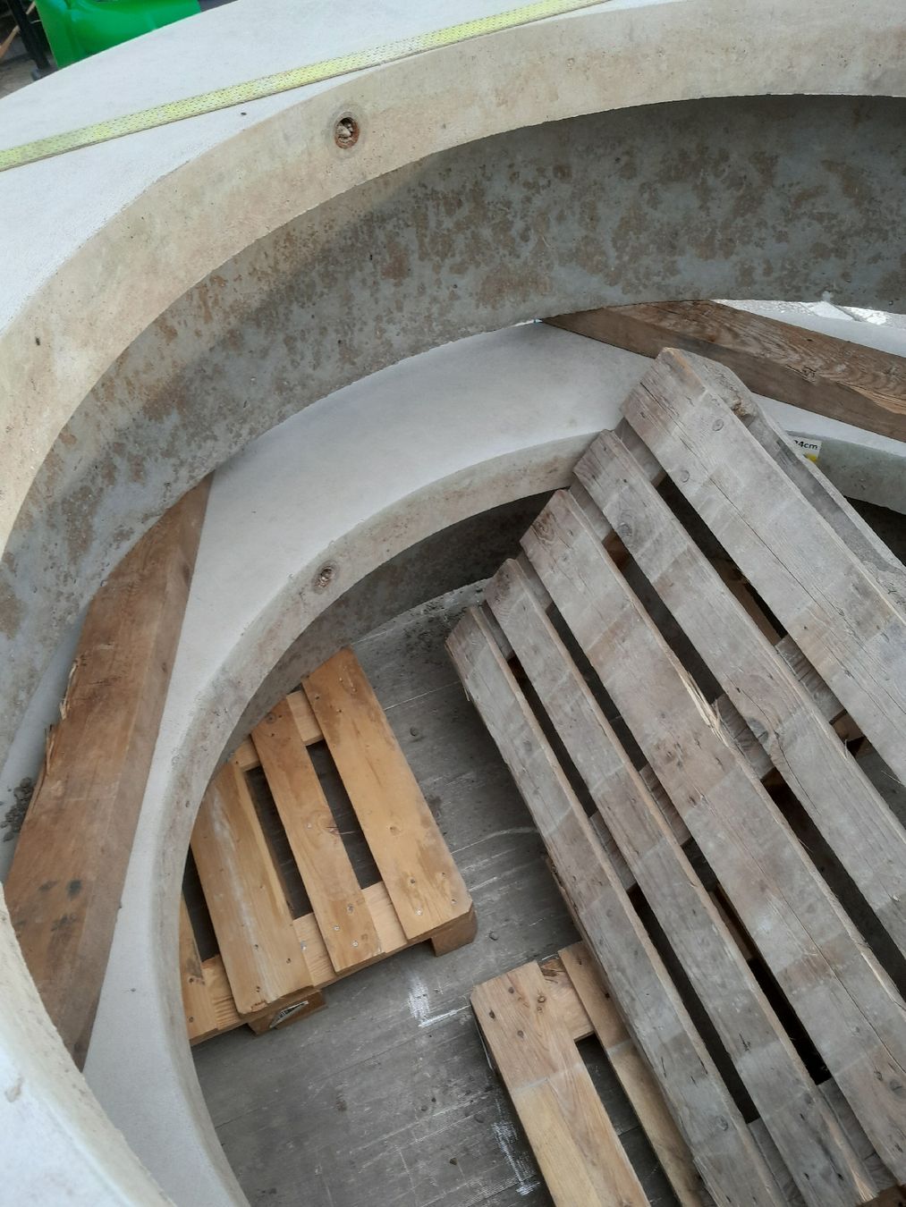 Panchine: Sitzbankelemente – Usato da Hinwil venduto da lkl_yjw7 2
