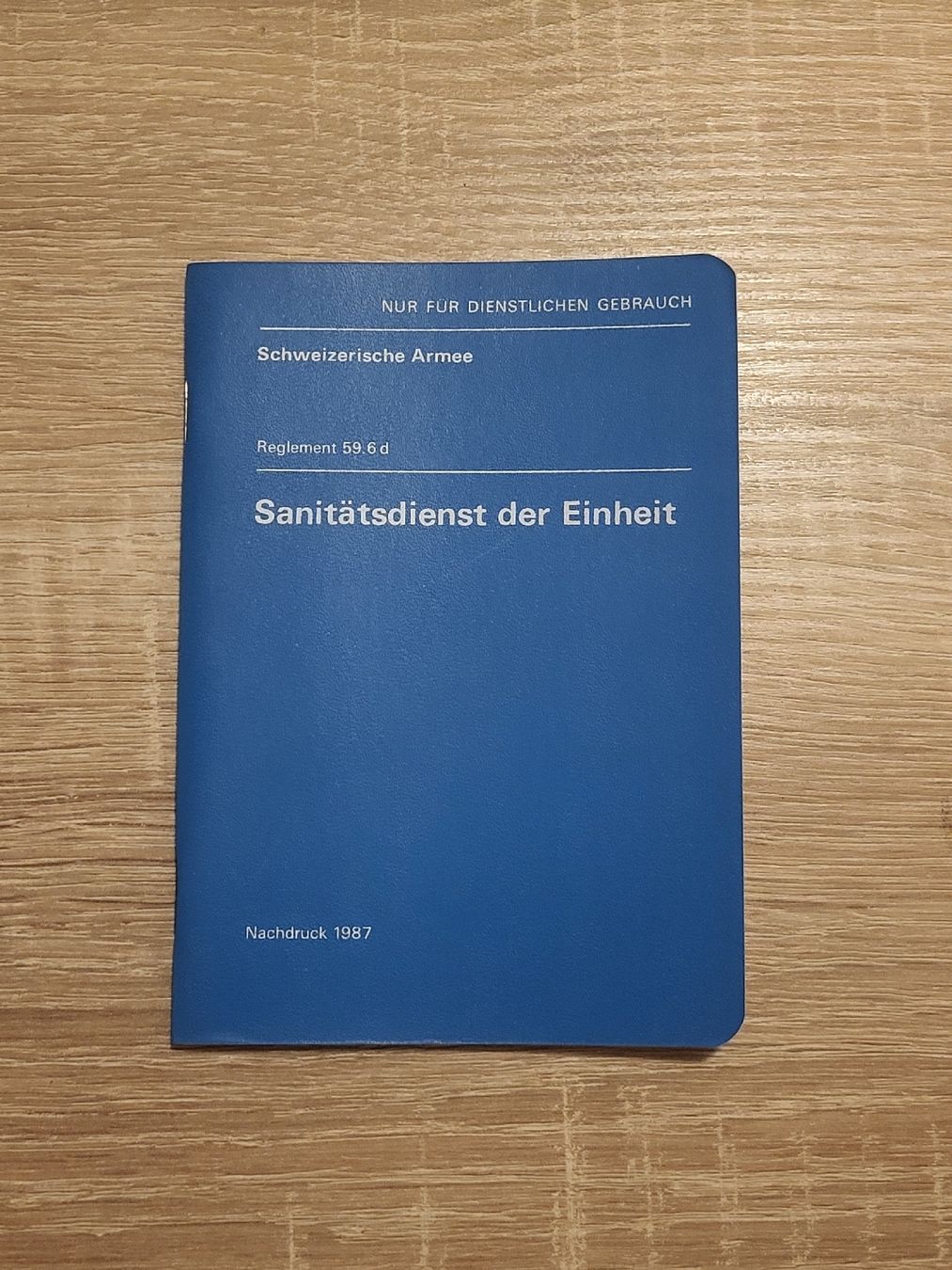 Livres: Reglement "Sanitätsdienst der Einheit" – Neuf (Voir description) à Massongex par Jalon71