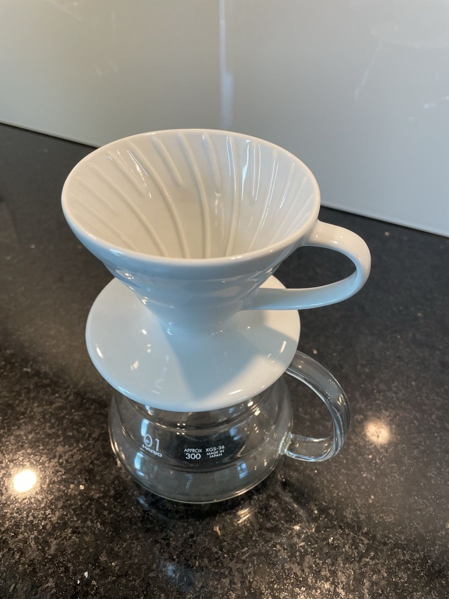 Hario Elettrodomestici da cucina: Hario V60 Filter Kaffee Set – Usato da Winterthur venduto da ben_sz9g 1