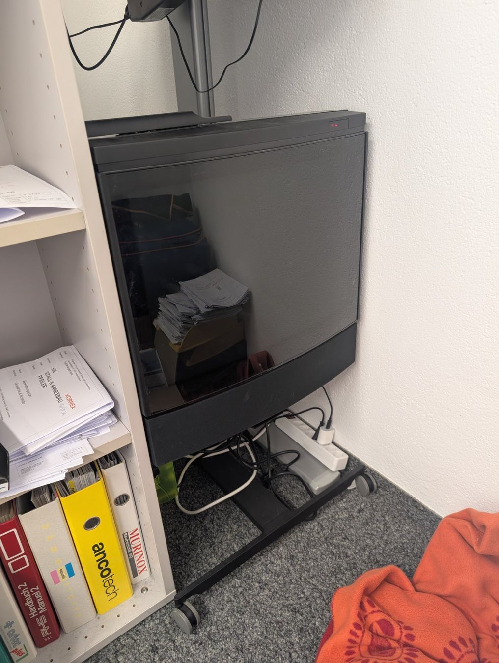Bang & Olufsen Televisori: Fernseher B & O MX4000 – Usato da Volketswil venduto da iiimarioiii