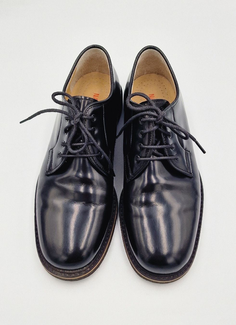 Navyboot Scarpe da donna: Navyboot Lackschuhe, Grösse 37.5, Schwarz, Swiss Made – Nuovo (secondo la descrizione) da Affeltrangen venduto da Szafaoli 5