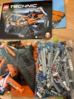 LEGO Technik 42038 - Kettenfahrzeug  oder 1,2 kg T-Teile