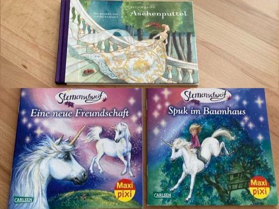 Livres: Bücher Set: Aschenputtel, Sternenschweif, Pixi – D'occasion à Stäfa par nale068