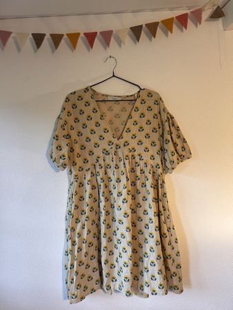 Sommerliches Kleid von The Tiny Big Sister, Gr. 38/ 40